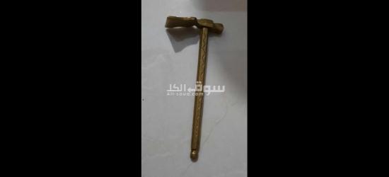 مطرقة برونزية قديمة - 2