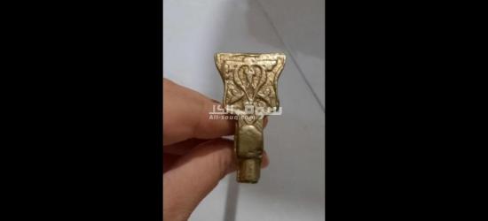 مطرقة برونزية قديمة - 3